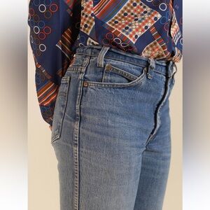 Bershka mid rise straight cropped leg raw hem medium wash denim jeans size 0